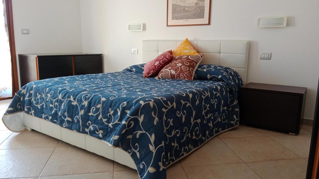 Flamingo House Apartment Cabras Exterior photo
